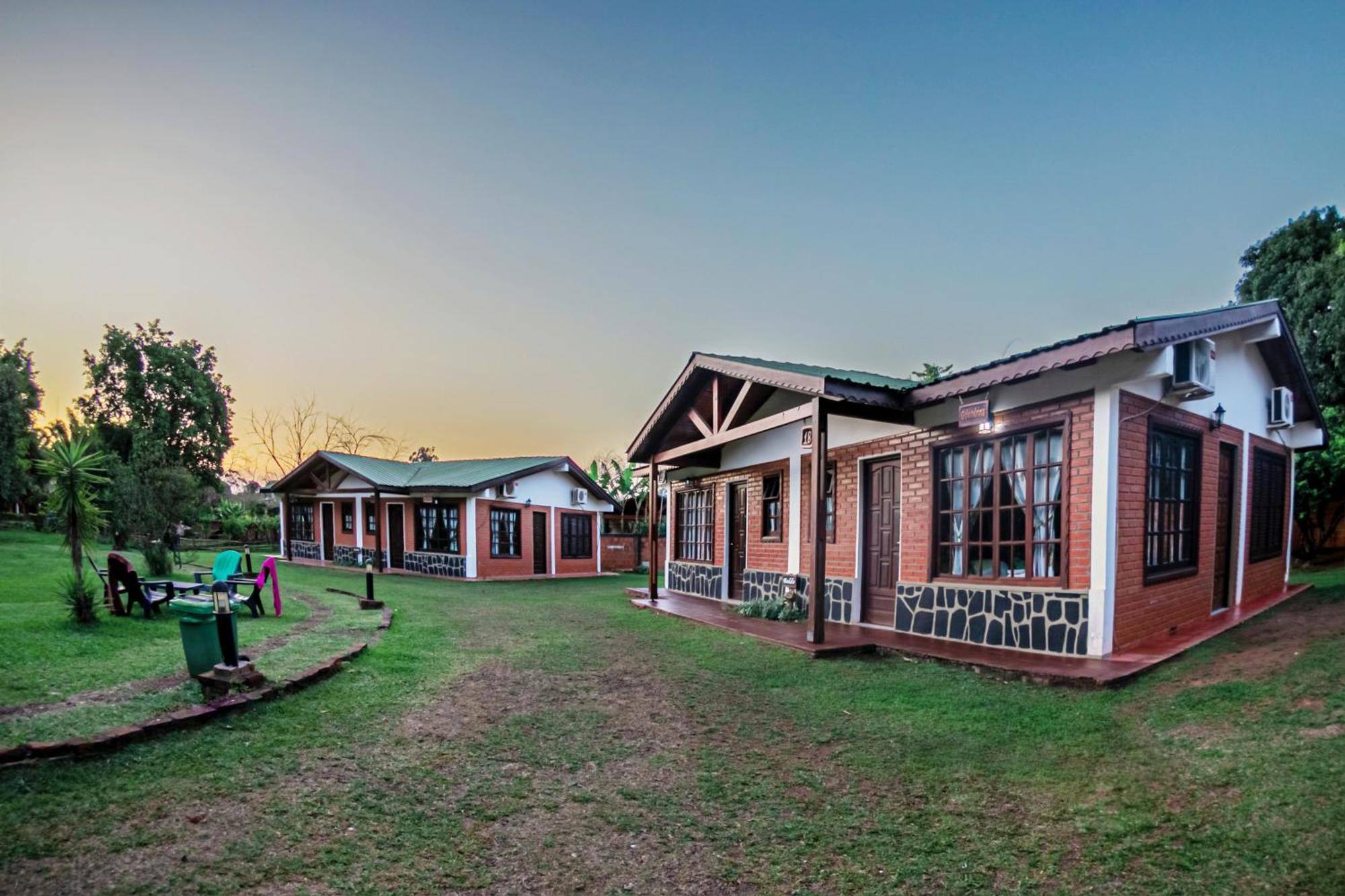 Cabañas El Refugio del Mensu Puerto Iguazú Exterior foto