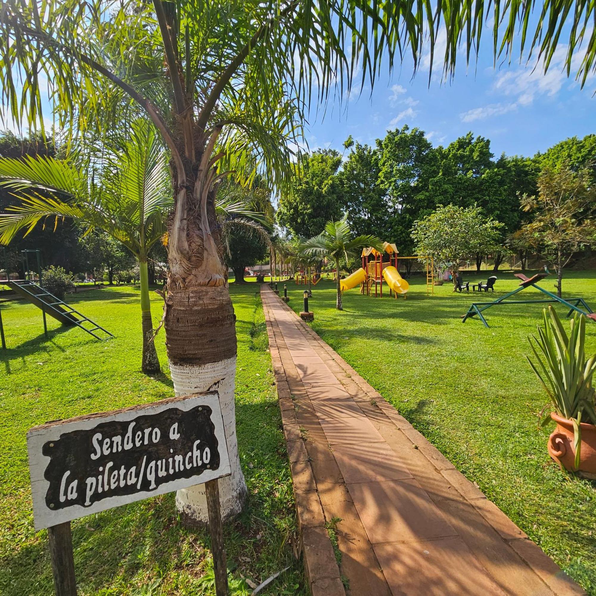 Cabañas El Refugio del Mensu Puerto Iguazú Exterior foto