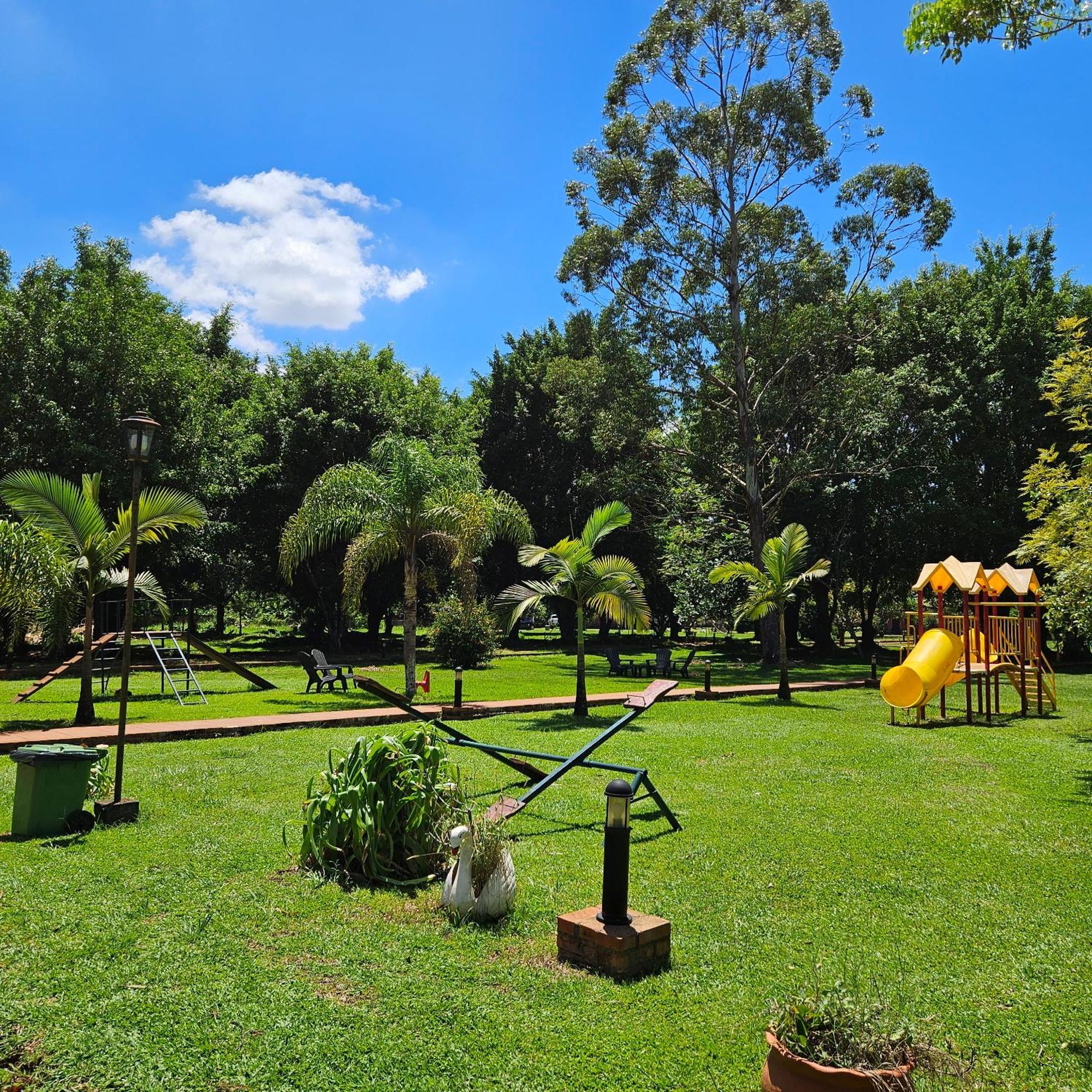 Cabañas El Refugio del Mensu Puerto Iguazú Exterior foto